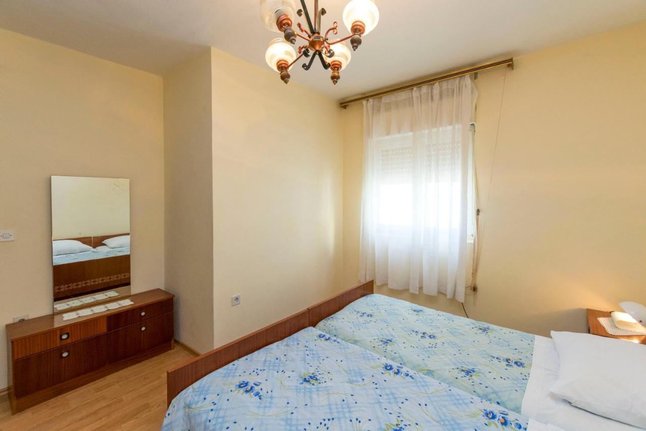 Apartment Lele Primošten Buitenkant foto