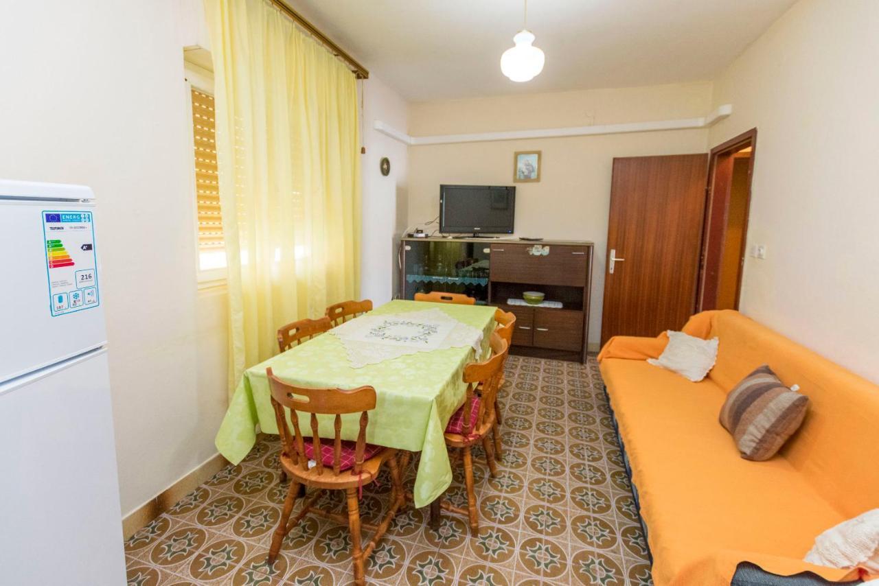 Apartment Lele Primošten Buitenkant foto